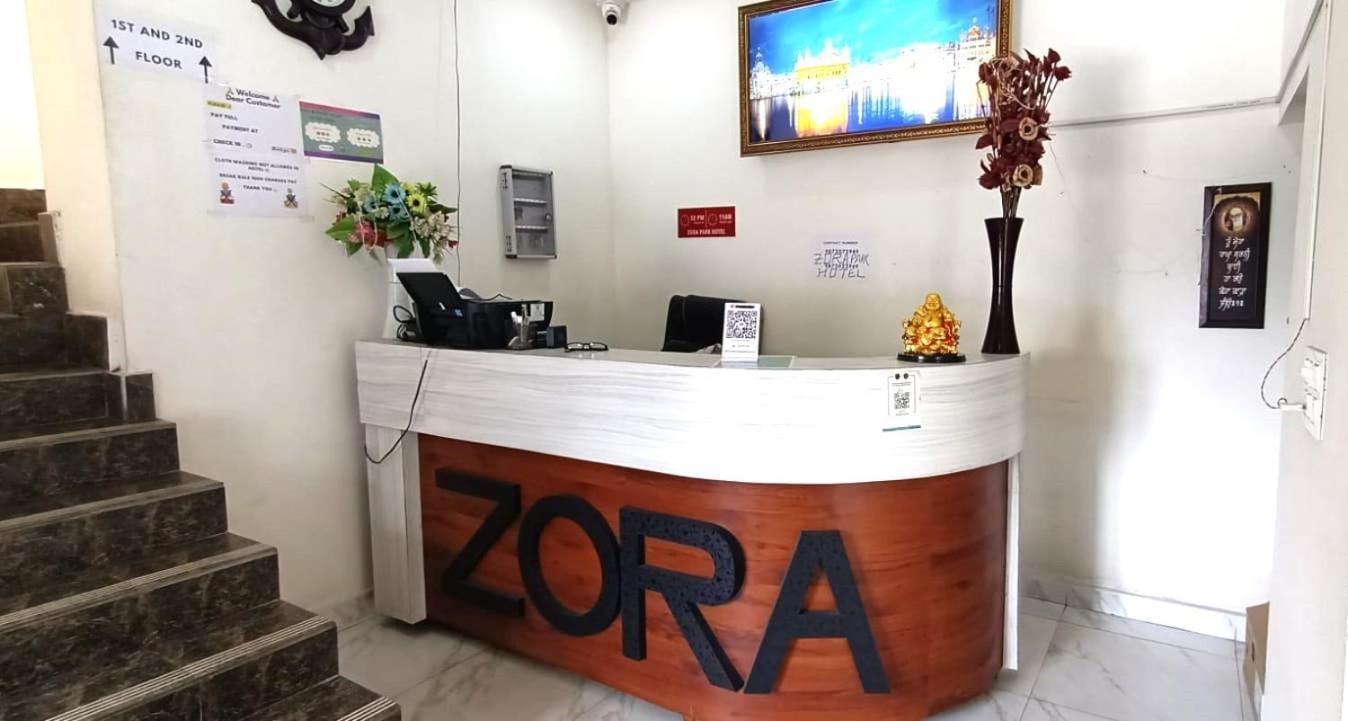 Zora Park Luxury Rooms Visakhapatnam Eksteriør bilde